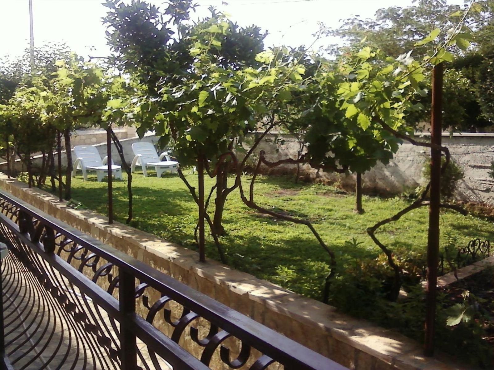 Rooms & Studio Villa Tatjana Supetar Ngoại thất bức ảnh