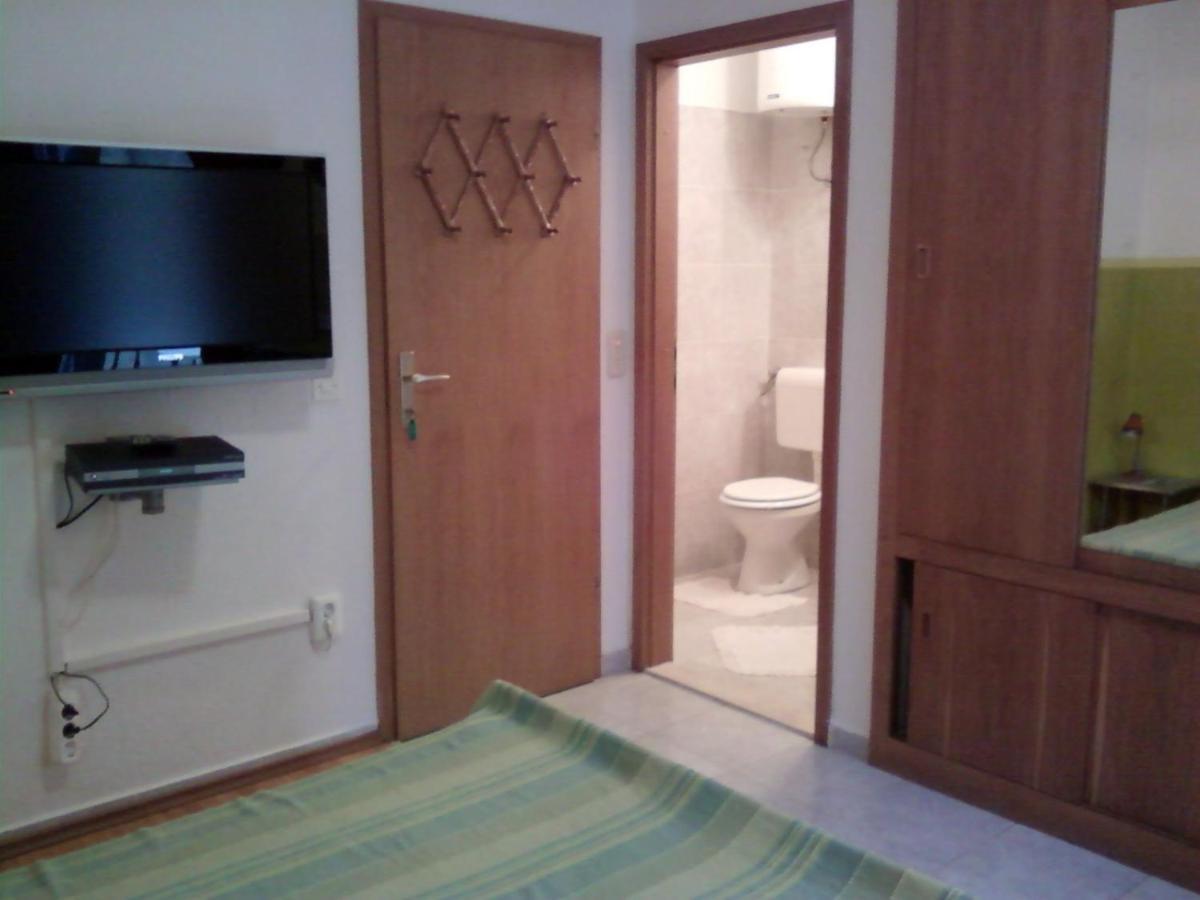 Rooms & Studio Villa Tatjana Supetar Phòng bức ảnh